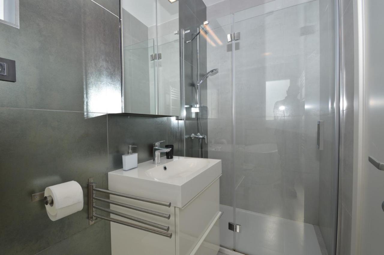 Apartment Design 1ˇˇˇˇ